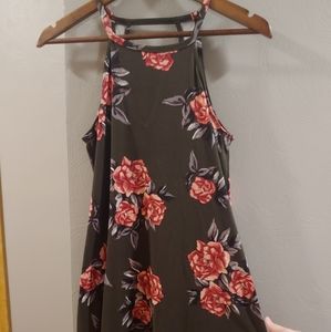 Adorable olive green pocket dress